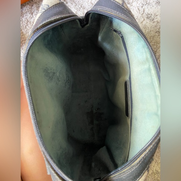 Authentic Gucci Vintage Accessory Collection Bag - Picture 7 of 8